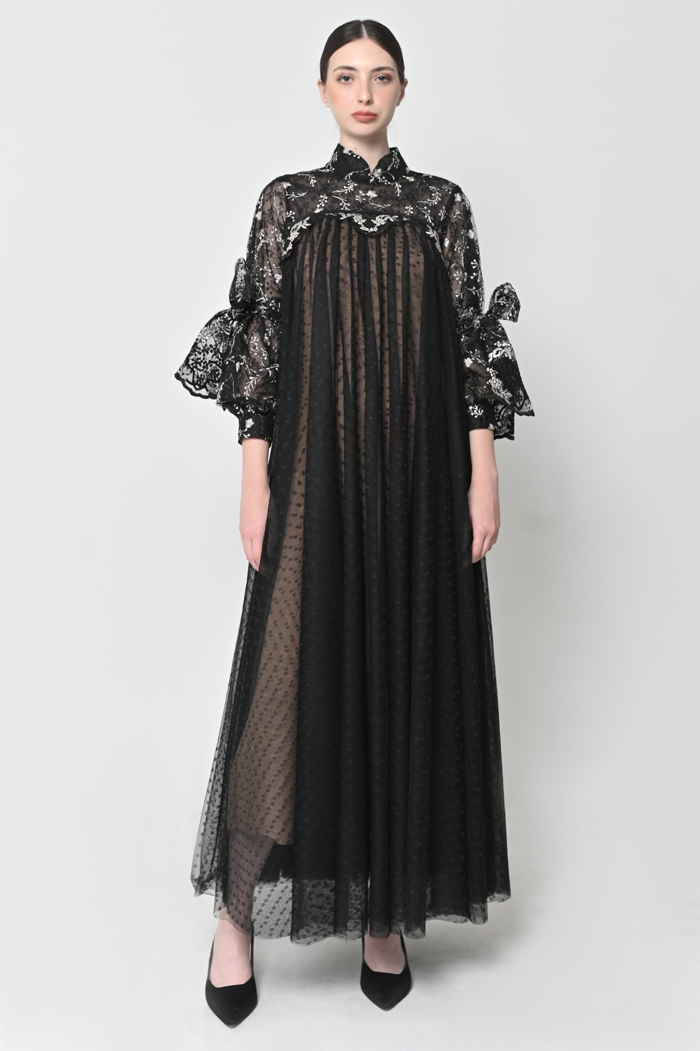 Karuni Dress in Black